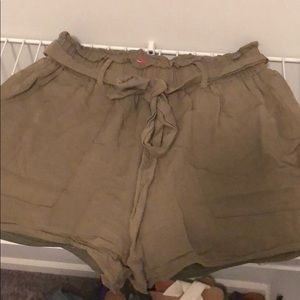 Akira Chicago high waisted tie shorts